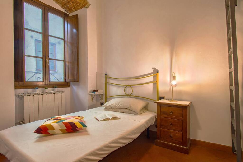 Demedici Apt W/ 2Br 1' Walk Uffizi & Ponte Vecchio Apartamento Florencia Exterior foto